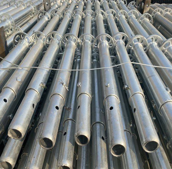 為什么盤扣腳手架比扣件式鋼管腳手架貴了2倍？ (圖2)